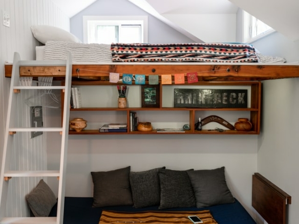 tiny house arbeits- und wohnbereich